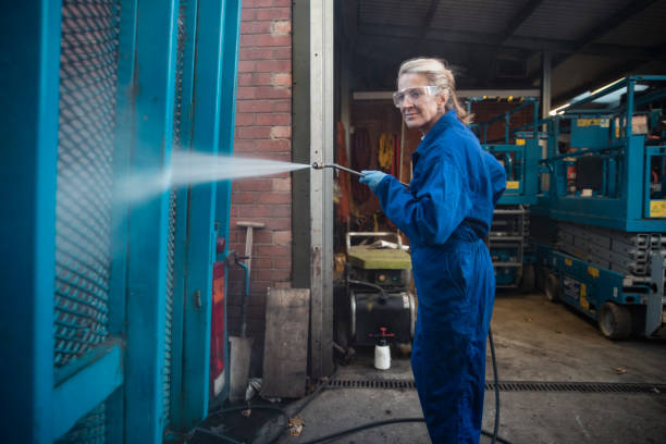 Best Oil Spill Cleanup  in Amsterdam, NY